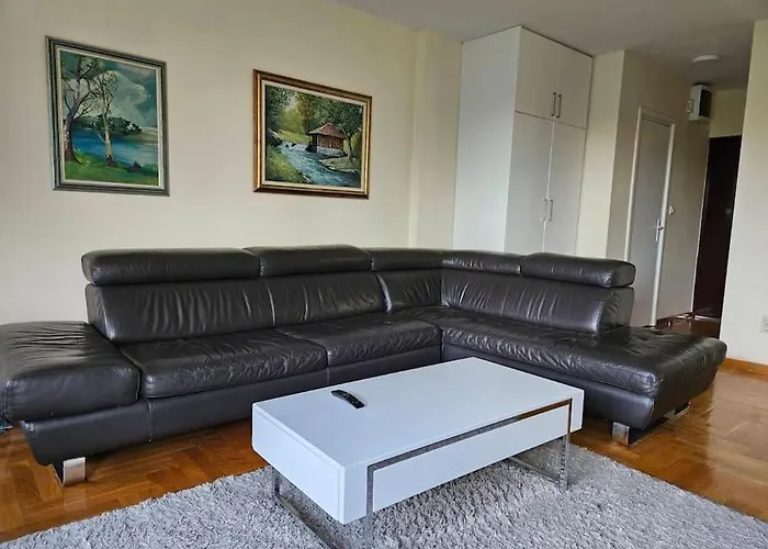 Alex&buba アパート *